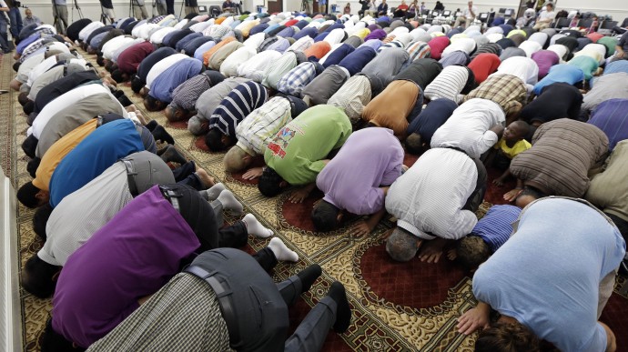 Worshipers attend midday prayers at the Islamic Center of Murfreesboro on Friday, Aug. 10, 2012, in Murfreesboro, Tenn. (AP Photo/Mark Humphrey)