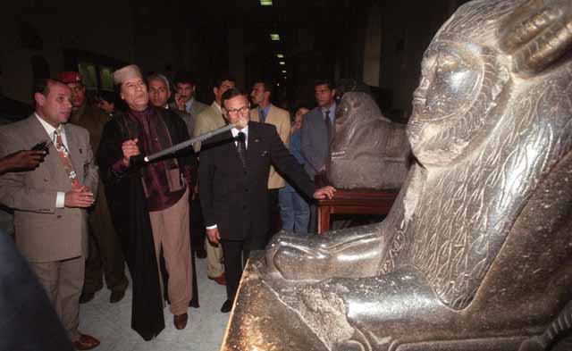 Moammar Gadhafi touring the Egyptian Museum late in the night with Egypt's Minister of Information Safwat El Sherif (right) in March 1999. (Photo Norbert Schiller)